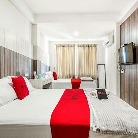 Reddoorz Near Untag Surabaya Hotel Екстериор снимка
